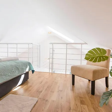 Apartment Sloneczna Przystan - Dwupoziomowe Sobieszewo