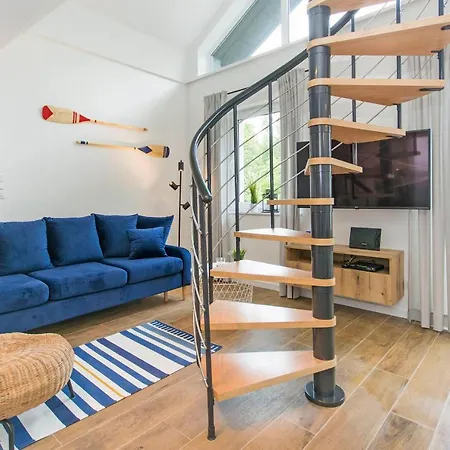 Apartment Sloneczna Przystan - Dwupoziomowe Sobieszewo