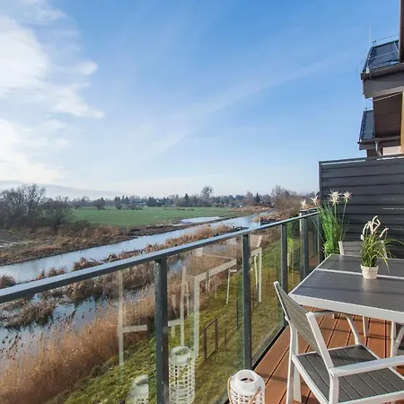 Apartment Sloneczna Przystan - Dwupoziomowe Sobieszewo